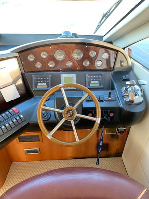 Sunseeker Manhattan 50 „Aviator“ – fotka 5