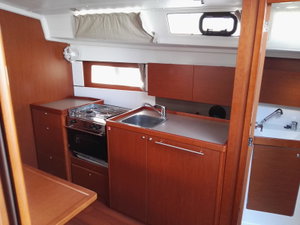 Oceanis 38.1