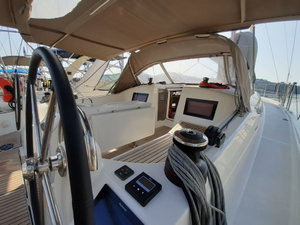 Sun Odyssey 410 „Kymothoe“ – fotka 6