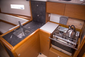 Sun Odyssey 349