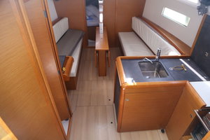 Sun Odyssey 349