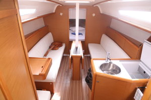 Sun Odyssey 33i „Afroessa“ – fotka 9