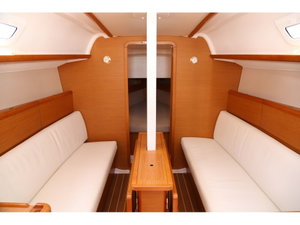 Sun Odyssey 33i „Afroessa“ – fotka 11