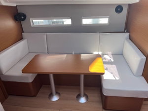 Sun Odyssey 410 „Stilvi“ – fotka 7