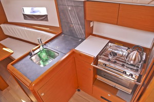Sun Odyssey 349 „Dynamene“ – fotka 6