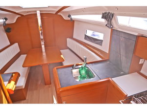Sun Odyssey 349 „Dynamene“ – fotka 9