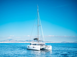 Lagoon 42 „Beauty L A/C-GEN-WATER MAKER-SOLAR-ELEC.WC“ – fotka 2