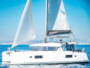 Lagoon 42 „Beauty L A/C-GEN-WATER MAKER-SOLAR-ELEC.WC“ – fotka 3