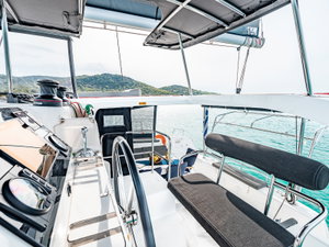 Lagoon 42 „Beauty L A/C-GEN-WATER MAKER-SOLAR-ELEC.WC“ – fotka 7