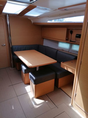 Dufour 390 GL