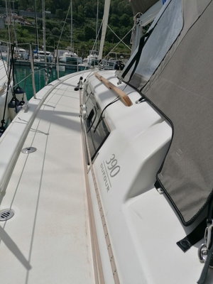 Dufour 390 GL