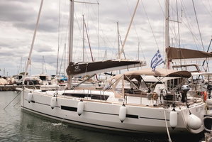 Dufour 520 GL „Blue Moon“ – fotka 8