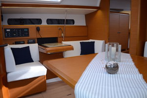 Sun Odyssey 419 „Luka Ploče“ – fotka 13