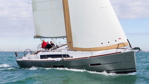 Dufour 382 „Regor“ – fotka 15