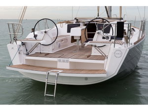 Dufour 382 „Regor“ – fotka 1