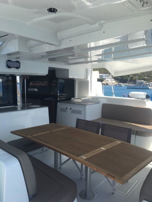 Lagoon 46 „Margeo XVII (A/C - Generator - Water Maker - dishwasher)“ – fotka 3
