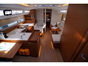 Sun Odyssey 410 „Free Me“ – fotka 12