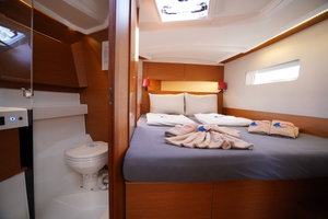 Sun Odyssey 410 „Free Me“ – fotka 9