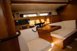 Sun Odyssey 449 „Alpha“ – fotka 6