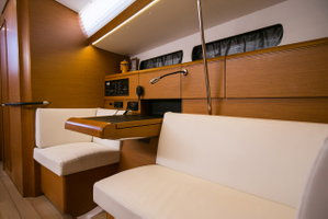 Sun Odyssey 449 „Alpha“ – fotka 5