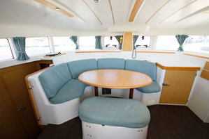 Lagoon 380 S2