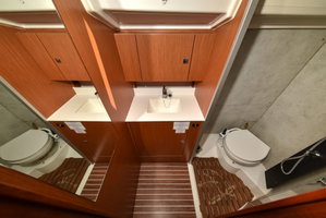 Bavaria C42 „Bella“ – fotka 17