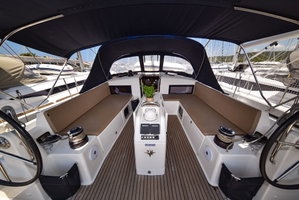 Sun Odyssey 490 „Swannabe“ – fotka 6