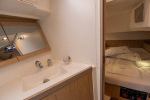 Oceanis 45 „Asteria - Standard line“ – fotka 4