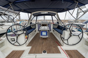 Oceanis 45 „Asteria - Standard line“ – fotka 8