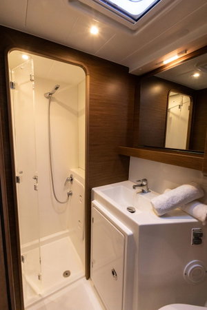 Lagoon 42 „Nacatuli - Standard line“ – fotka 19