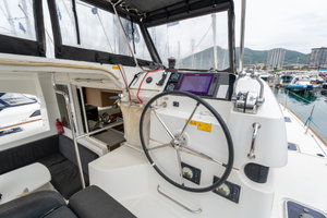 Lagoon 40 „Mascalzone Lametino - Standard line“ – fotka 7