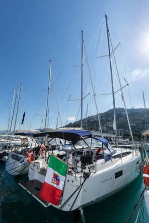 Sun Odyssey 410 „Eumephe - Standard line“ – fotka 4