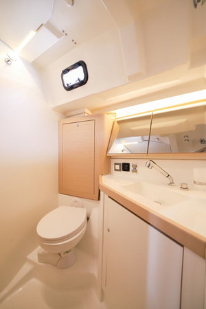 Oceanis 46.1 „Eonia - Comfort line“ – fotka 12