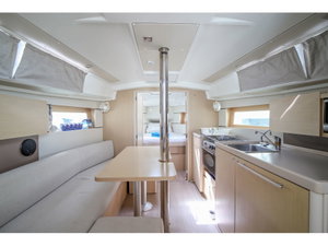 Oceanis 35.1 „Il Moro di Lamezia - Standard line“ – fotka 23
