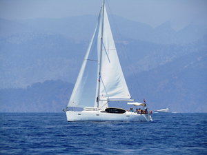 Oceanis 43 „Bliss“ – fotka 1