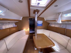 Sun Odyssey 36i „Blue Sky“ – fotka 6