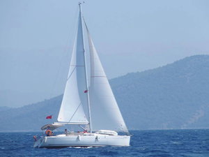 Oceanis 37 „Glen Rosa“ – fotka 9