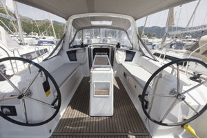Oceanis 38.1 „Missy“ – fotka 8