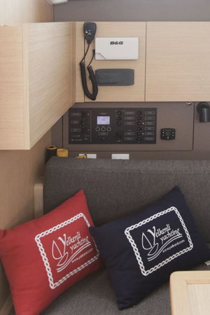 Oceanis 38.1 „Missy“ – fotka 15