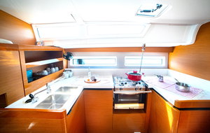 Sun Odyssey 490