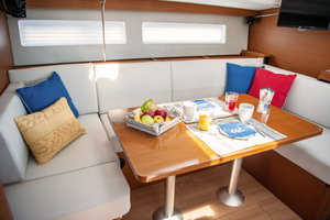 Sun Odyssey 490