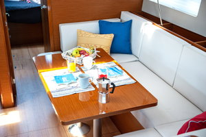 Sun Odyssey 490
