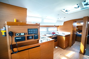 Sun Odyssey 490