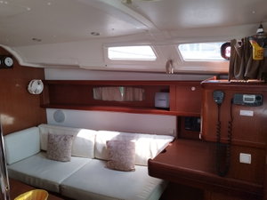 Oceanis 37 „MINA "Sails 2025"“ – fotka 13