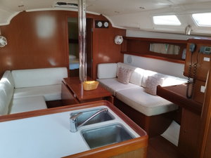 Oceanis 37 „MINA "Sails 2025"“ – fotka 9