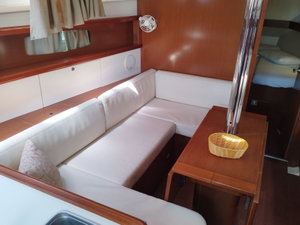 Oceanis 37 „MINA "Sails 2025"“ – fotka 12