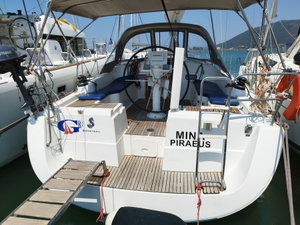 Oceanis 37 „MINA "Sails 2025"“ – fotka 3