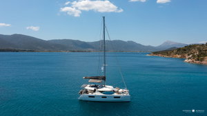 Lagoon 46 „El Marita Brand New 2021 A/C & Generator Skippered“ – fotka 1