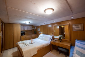 Perama Shipyards 102 „Elena“ – fotka 12