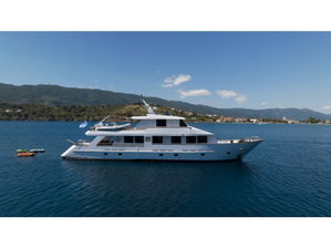 Perama Shipyards 102 „Elena“ – fotka 1
